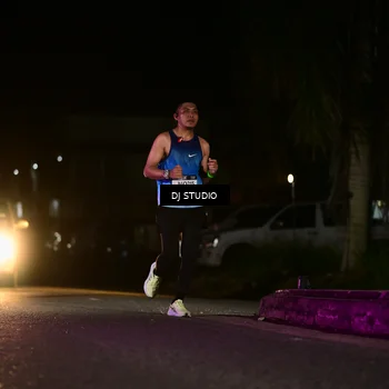Runner Photo 7892334