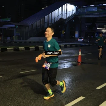 Runner Photo 7892346