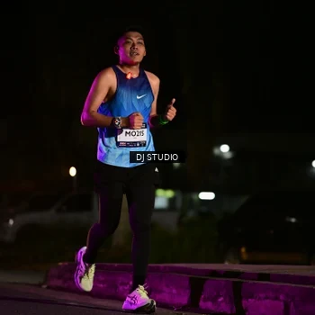 Runner Photo 7892351