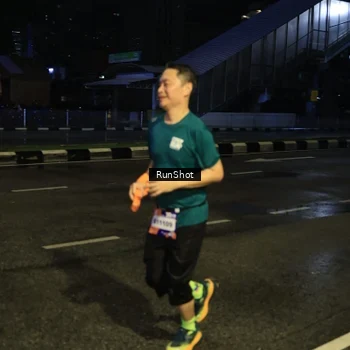 Runner Photo 7892352