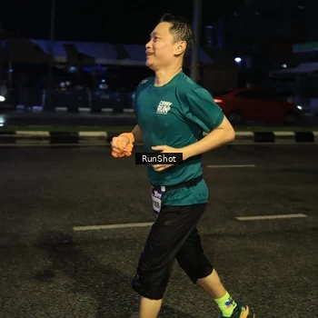 Runner Photo 7892363