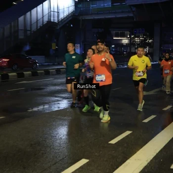 Runner Photo 7892386