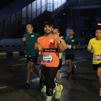 Runner Photo 7892392