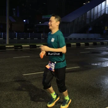 Runner Photo 7892407