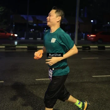 Runner Photo 7892408