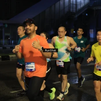 Runner Photo 7892410