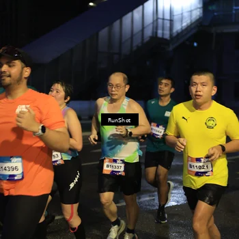 Runner Photo 7892414