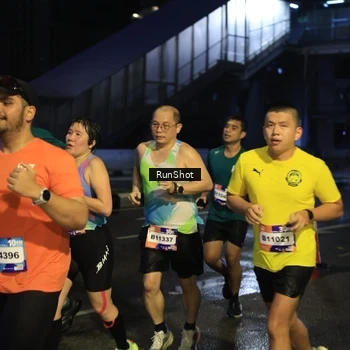 Runner Photo 7892417