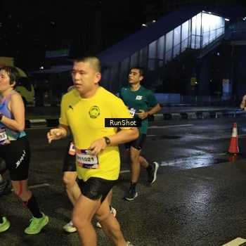 Runner Photo 7892428