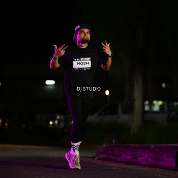 Runner Photo 7892442