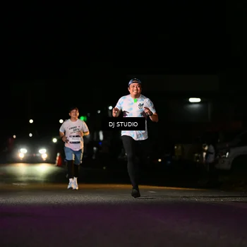 Runner Photo 7892446