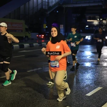 Runner Photo 7892453