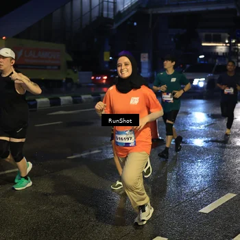 Runner Photo 7892454