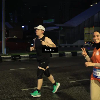 Runner Photo 7892463