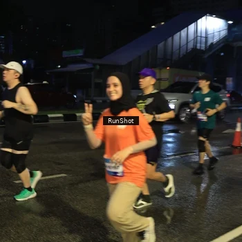 Runner Photo 7892466