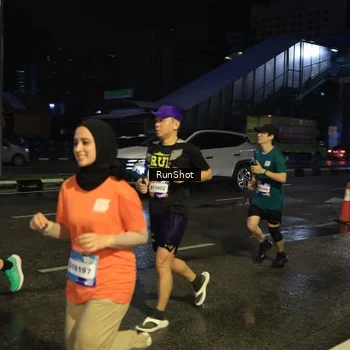 Runner Photo 7892472
