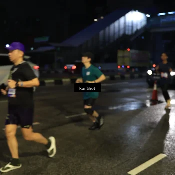 Runner Photo 7892484