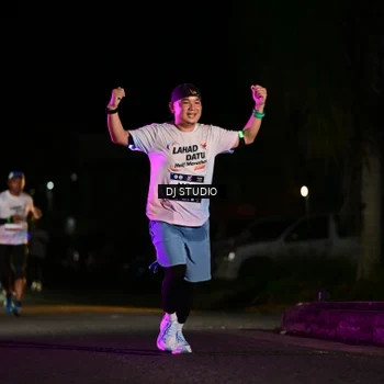 Runner Photo 7892487
