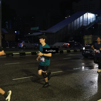 Runner Photo 7892496