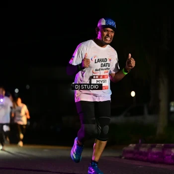Runner Photo 7892511