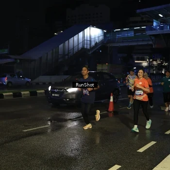 Runner Photo 7892513