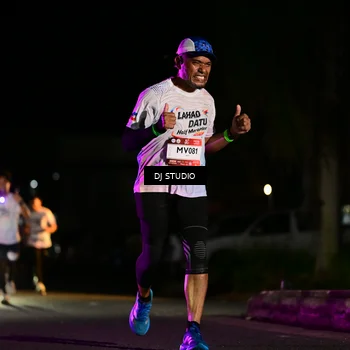 Runner Photo 7892516