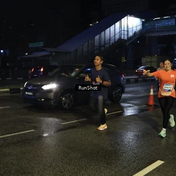 Runner Photo 7892518