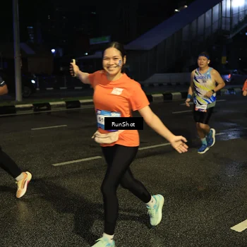 Runner Photo 7892558