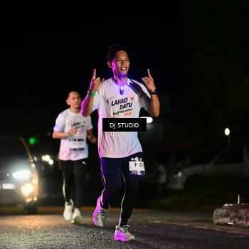 Runner Photo 7892562