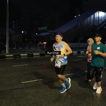 Runner Photo 7892572
