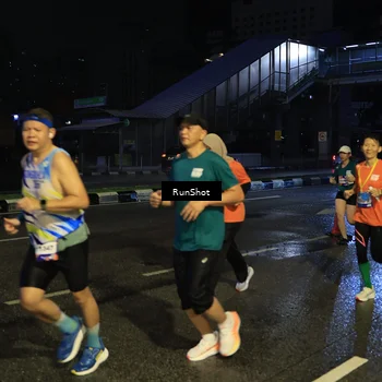 Runner Photo 7892576