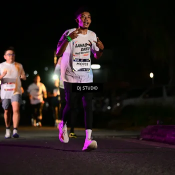 Runner Photo 7892586