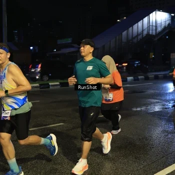Runner Photo 7892599