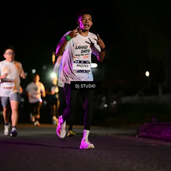 Runner Photo 7892600