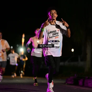 Runner Photo 7892603