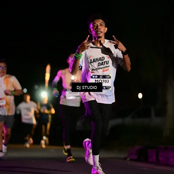 Runner Photo 7892615