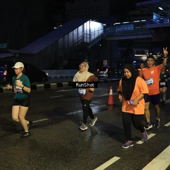 Runner Photo 7892629