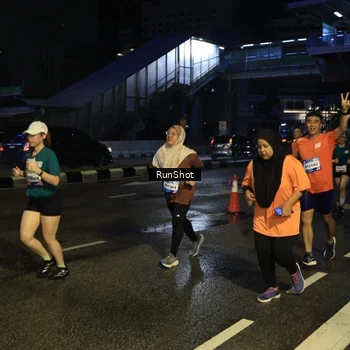 Runner Photo 7892630