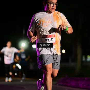 Runner Photo 7892633