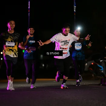 Runner Photo 7892639
