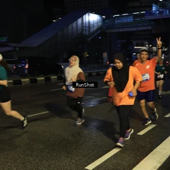 Runner Photo 7892642