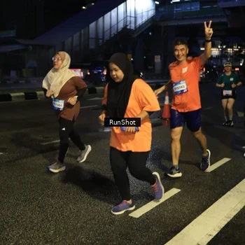Runner Photo 7892653