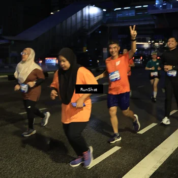 Runner Photo 7892654