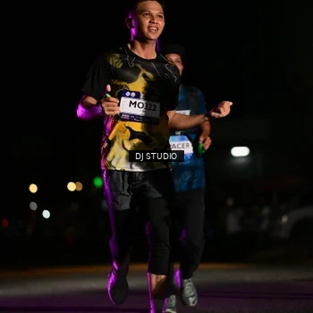 Runner Photo 7892659
