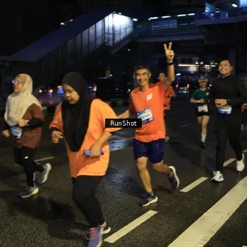 Runner Photo 7892660