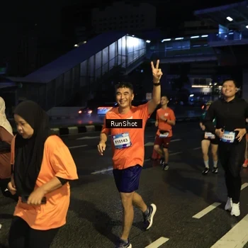 Runner Photo 7892666