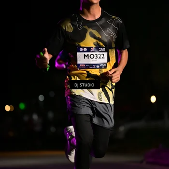 Runner Photo 7892671