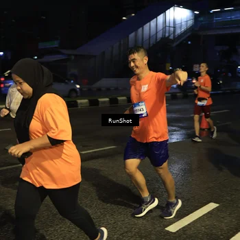 Runner Photo 7892673