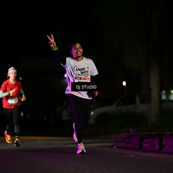 Runner Photo 7892680
