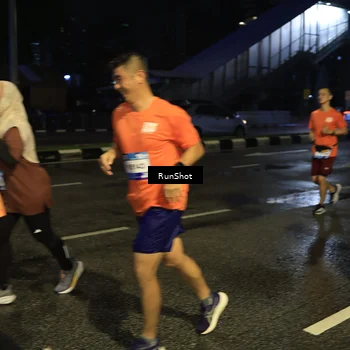 Runner Photo 7892699